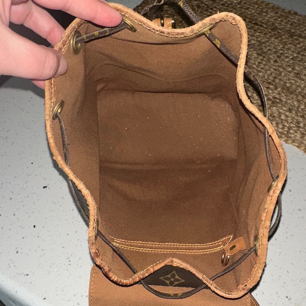 Louis Vuitton Backpack - Picture 16 of 16